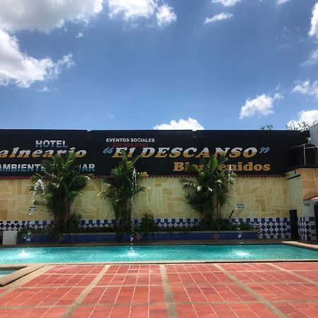 Hotel Y Balneario El Descanso Villavicencio Buitenkant foto