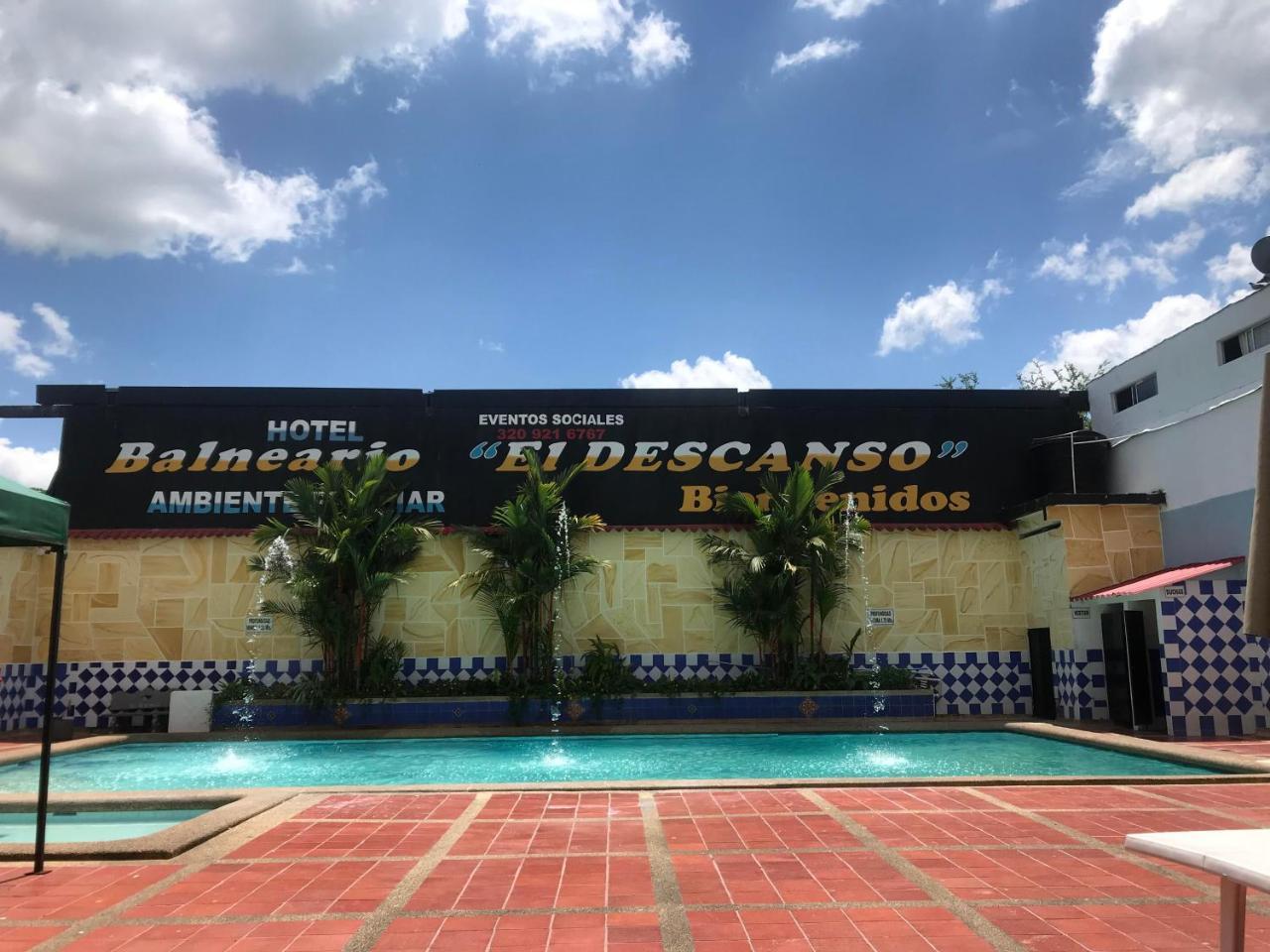 Hotel Y Balneario El Descanso Villavicencio Buitenkant foto